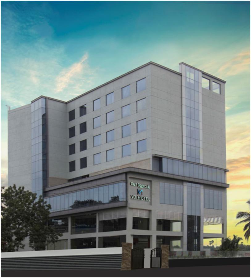 V 7 Hotel Chennai Exterior photo